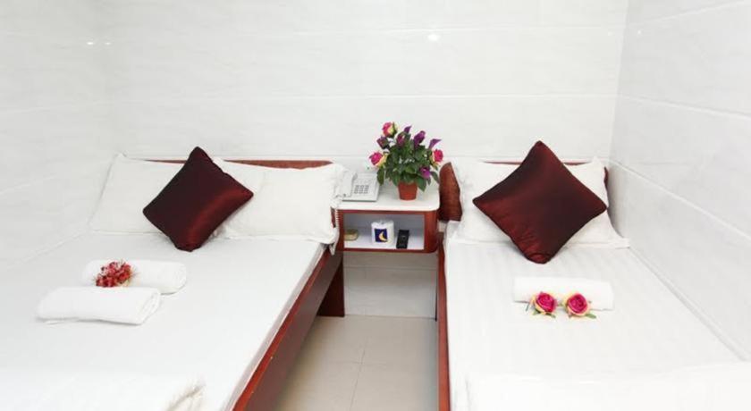 Reliance Inn Хонконг Екстериор снимка